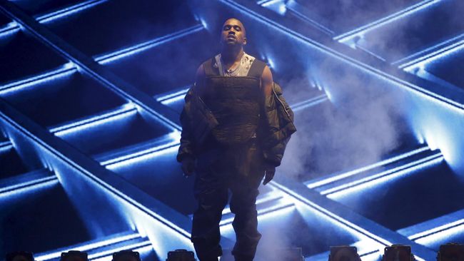 Kanye West-Tyga Sebut Nama Kim dan Kylie di Lagu Baru