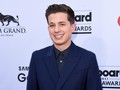 Charlie Puth: Lain di Karpet Merah, Lain Pula di Konser