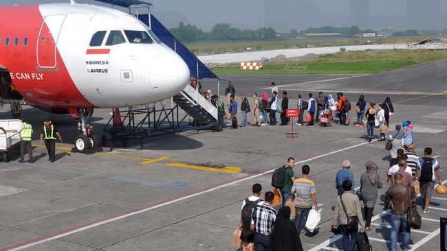 Gunung Merapi Meletus, Airnav Tutup Bandara Adisutjipto