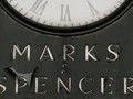 Marks & Spencer Dituduh Menyudutkan Pekerjaan Seorang Ibu