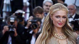 Paris Hilton Akan Undang Kim Kardashian di Pernikahannya