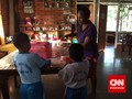 Mama Regina dan Kehidupan Anak Telantar di Penampungan
