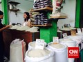 Konsumen ke Pedagang: Ini Beras Plastik Bukan, Pak?