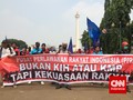 Kawan Tak Kunjung Datang, Massa Bergerak ke Istana