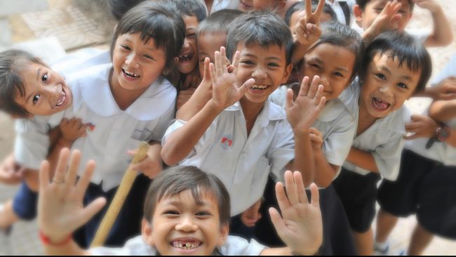 Bulan Puasa, DKI Tetap Bagi Makanan Tambahan ke Anak Sekolah