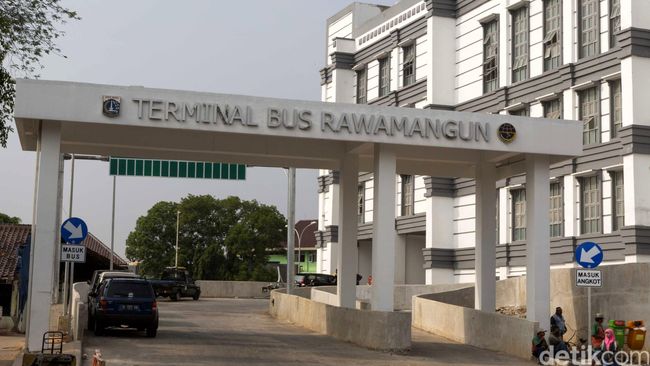 Ahok: Dishub Mengaku Salah Bangun Terminal Rawamangun