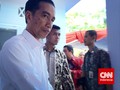 Jokowi Bagikan Langsung KIS di Magelang