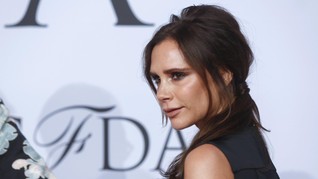 Mel C Sebut Victoria Beckham Takut Tampil di Panggung