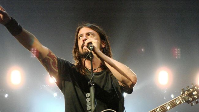 Dave Grohl Reuni dengan Nirvana untuk Konser Amal