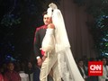 Celana Panjang Untuk Mempelai Wanita ala Andreas Odang