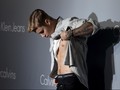 Justin Bieber Punya 'Kembaran' Baru di London