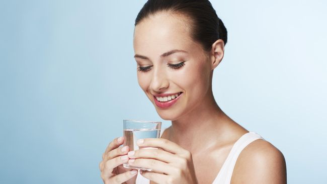 Anda Tidak Perlu Minum Delapan Gelas Air Sehari