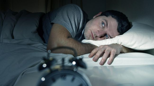Tidur Malam yang Buruk Meningkatkan Permusuhan di Kantor