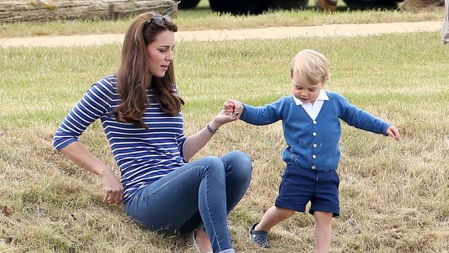 Kate Middleton Kembali Langsing Tampil dengan Skinny Jeans