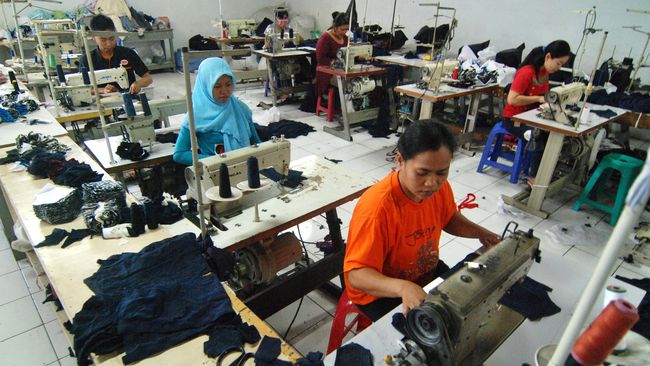 Industri Tekstil, Tersengsara Di Belitan Resesi