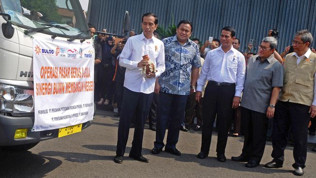 Presiden Jokowi Terbitkan Perpres Stabilisasi Harga Barang