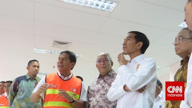 Harga Timah Lesu, Jokowi Minta Pariwisata Belitung Digenjot