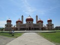 Indonesia Menang di Ajang Wisata Halal Terbaik Sedunia