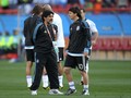 Legenda Brasil: Messi Nyaris Selevel Maradona