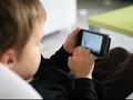 Kapan Usia Terbaik Memberikan Ponsel Pintar pada Anak?