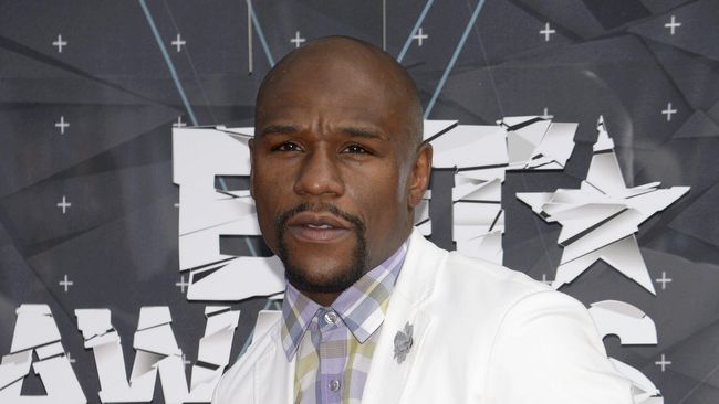 Nikmati Masa Pensiun Mayweather  Beli Mobil  Rp47 Miliar