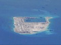China Berang Usai Kapal Perang AS Melintas di LCS