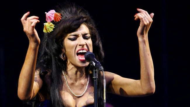 Mendiang Amy Winehouse Bakal Konser Dunia Lewat Hologram