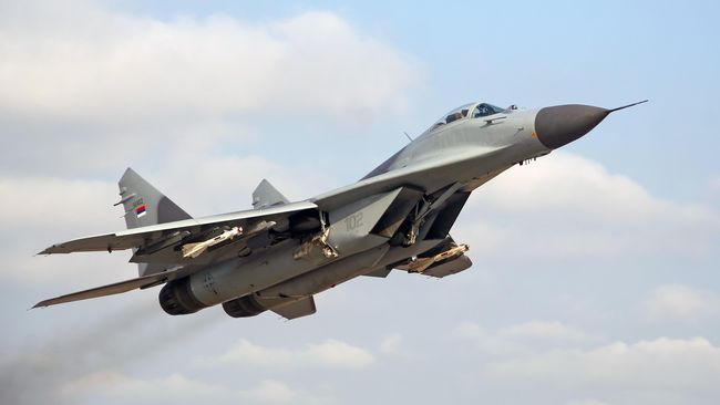 Jet Tempur Rumania Jatuh, Seorang Pilot Tewas