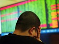 Manufaktur China Negatif, IHSG dan Rupiah Lanjutkan Pelemahan