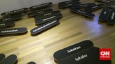 Karya Wimo Ambala Bayang yang bertajuk Belajar Membaca dalam pameran ArtJog 2015. Belajar sambil bermain, mungkin itulah pesan yang ingin disampaikan oleh sang seniman.