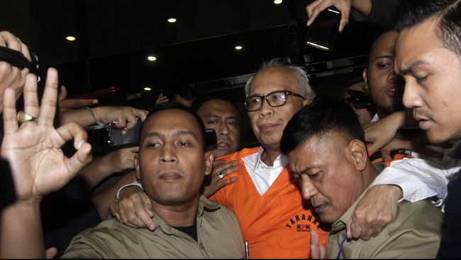 OC Kaligis Resmi Ditahan KPK