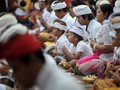 Umat Hindu Rayakan Hari Suci Kuningan