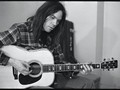 Neil Young Akan Rilis Album yang Direkam Empat Dekade Lalu