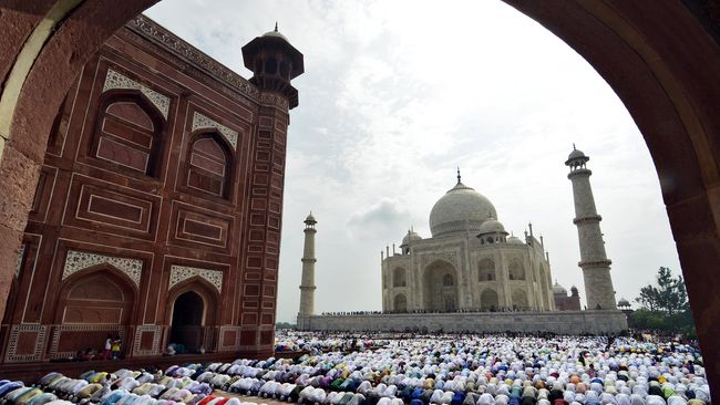 Taj Mahal Hanya Boleh Dinikmati dalam Tiga Jam