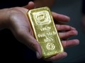 Harga Emas Makin Mengilap Karena Sentimen Global
