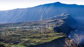 Taman Nasional Bromo Tengger Semeru merupakan satu-satunya area konservasi yang memiliki bagian berpasir laut yang dikenal dengan laut pasir Tengger. (Foto: Thinkstock/Sthaporn)
