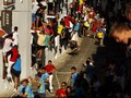 Lari dari Kejaran Banteng di Festival 'Toro de Cuerda'