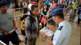 Gunung Agung Erupsi, 445 Penerbangan Terkena Dampak
