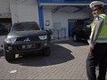 Pajero Sport 'Jadul' Siap Dikoprek Siswa SMK