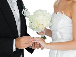 Viral Seleb Nikah di Usia Muda, Pakar Kesehatan Jiwa Ungkap Bahayanya