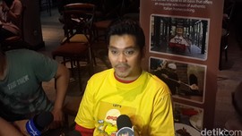 Indra Bekti Tak Larang Putri Kecilnya Main Gawai