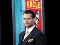 'Tegang' Saat Adegan Bercumbu, Henry Cavill Merasa Malu