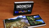 Buku Indonesia, A World of Treasures menyajikan rangkaian 1.300 imaji yang memperlihatkan kekayaan alam dan budaya di seribu destinasi di 34 provinsi Indonesia. Saat berkunjung ke kantor CNN Indonesia, beberapa waktu lalu, dengan penuh semangat Ebbie mengisahkan suka duka perjalanannya.
