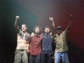 Fan Akui Buat Poster Tur Palsu Rage Against the Machine