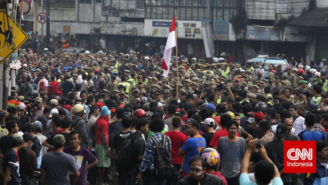 Prinsip HAM Ahok terkait Kampung Pulo Dipertanyakan