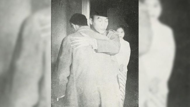 Dokumen CIA Rekam Tumbukan Soekarno vs Militer