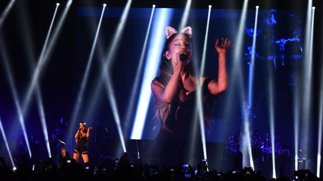 'Tato Cinta' Pete Davidson untuk Ariana Grande
