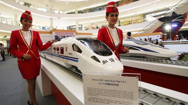 JK Sebut TNI AU Belum Izinkan Kereta Cepat Lintasi Halim