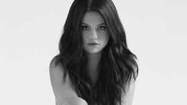 Rahasia Kedekatan Selena Gomez dan Taylor Swift