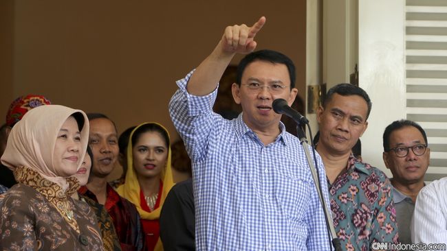 Ahok: Saya Tak Bisa Larang Orang Tidak Makan Daging Anjing